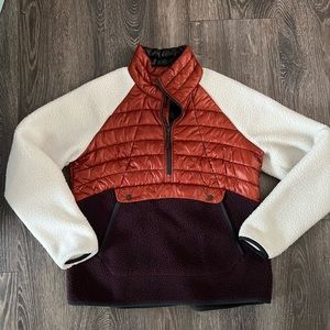 Womens Mountain Hardwear fleece pullover